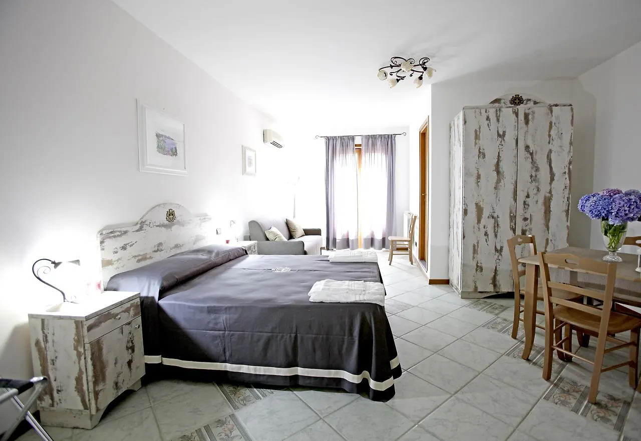 Luxury Room Vittorio Emanuele II 리파리 0*,
