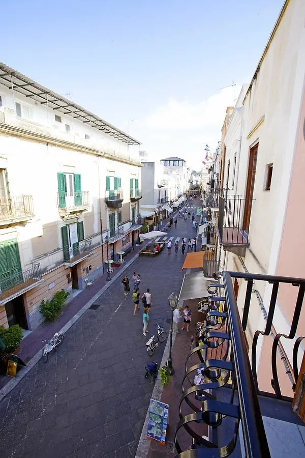 Luxury Room Vittorio Emanuele II Lipari  Guest house