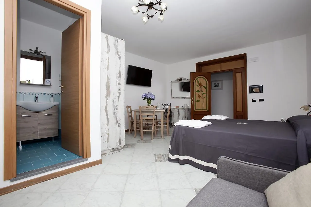 Luxury Room Vittorio Emanuele II Lipari  Guest house